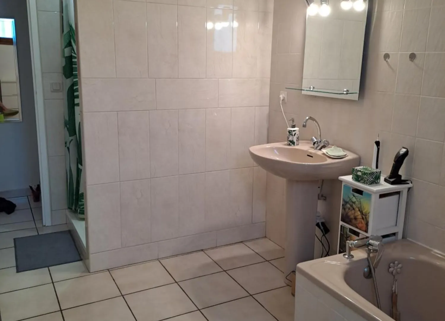 Holiday home Jolie Maison Avec Piscine Labastide-Saint-Georges France